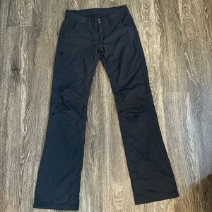 prAna Halle Pant in black Roll-Tab w/ Pockets Size 6 Tall